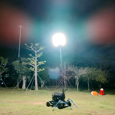 Torres de luz sem brilho alimentadas por bateria com função de absorção de poeira e 320W de saída