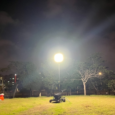 800W Tripódio de aço inoxidável aluguel LED portavel torre de luz para iluminação de construção