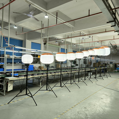 Luz de trabalho portátil versátil de 700 Watt Balão LED Torre de luz para manutenção de estradas